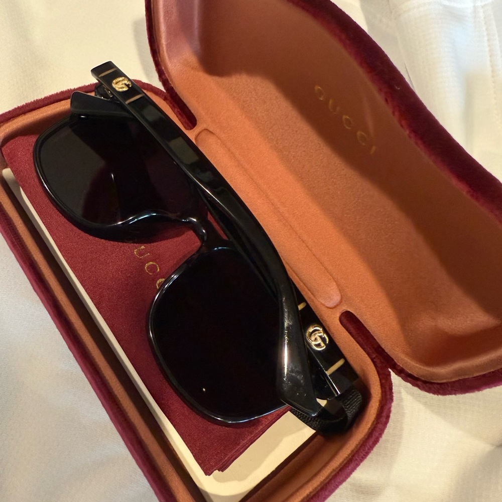 Gucci Square GG Gucci Men/Women’s Sunglasses Black GG0637SK - Picture 5 of 16
